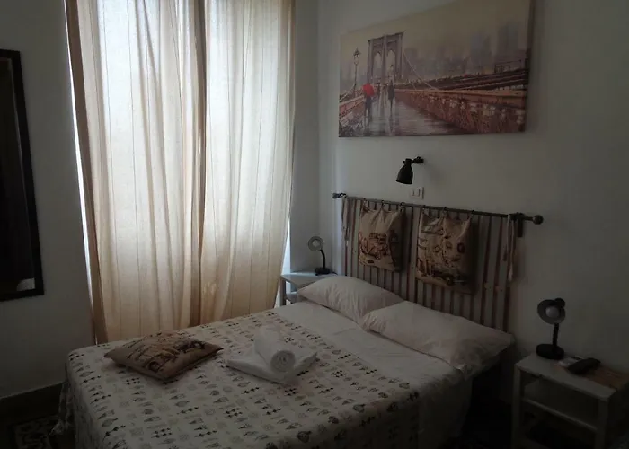 Maison d'hôtes T C Rms 3*